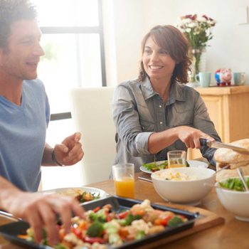 05_nutritionists_five_pounds_pay_attention_eating_clues_laflor